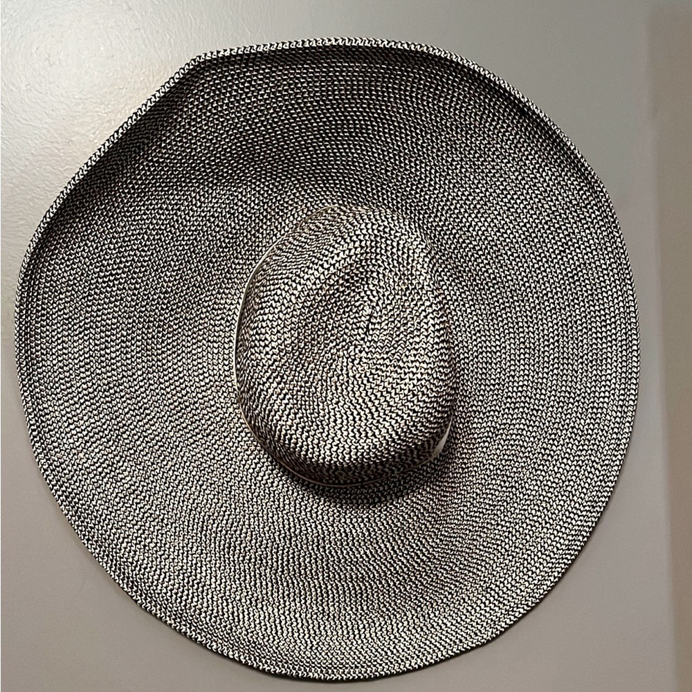 Grey Marble Hat